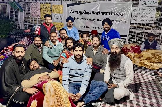 ਪੰਜਾਬ ਯੂਨੀਵਰਸਿਟੀ ‘ਚ ਵਿਦਿਆਰਥੀ ਸੰਘਰਸ਼ ਦੀ ਜਿੱਤ : ਚਾਂਸਲਰ ਵੱਲੋਂ ਆਖਰਕਾਰ ਸੈਨੇਟ ਚੋਣਾਂ ਨੂੰ ਮਨਜ਼ੂਰੀ